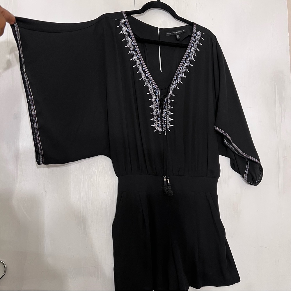 White House Black Market Black Embroidered Romper • MED/ 8-10 EXCELLENT - Picture 6 of 11